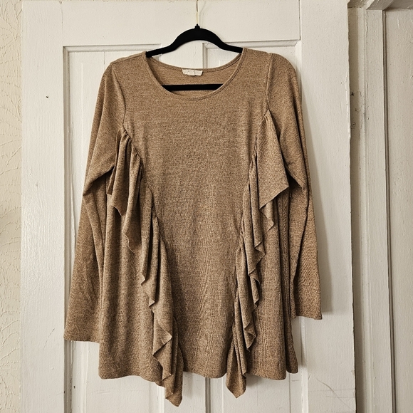 Easel Women’s Ruffled Sweater Tunic Gold Size Medium, Boho, Ruffled - Picture 1 of 5
